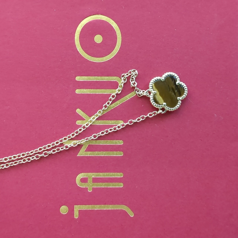 Jankuo 14K Gold Plated Brass & Tiger Eye Clover Necklace New in Box ❤️